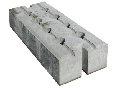 Основание бетонное с отверстиями 38/51мм для временных ограждений GL